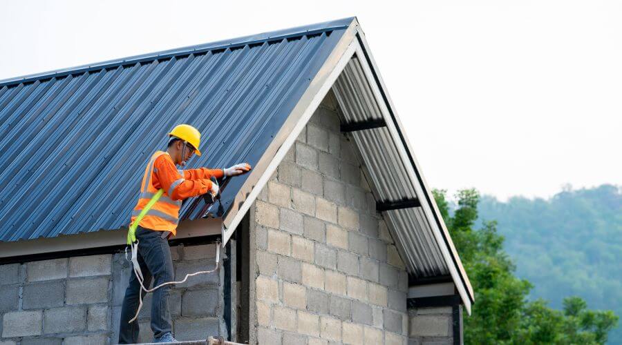Professional Flat Roofing Installation in Altona, NY
